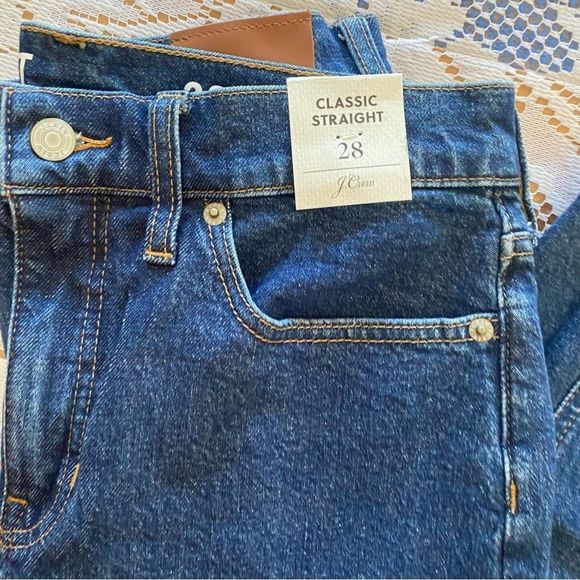 J. Crew • High Rise 90’s Classic Straight Jean in Cooper Square Wash - Picture 13 of 15